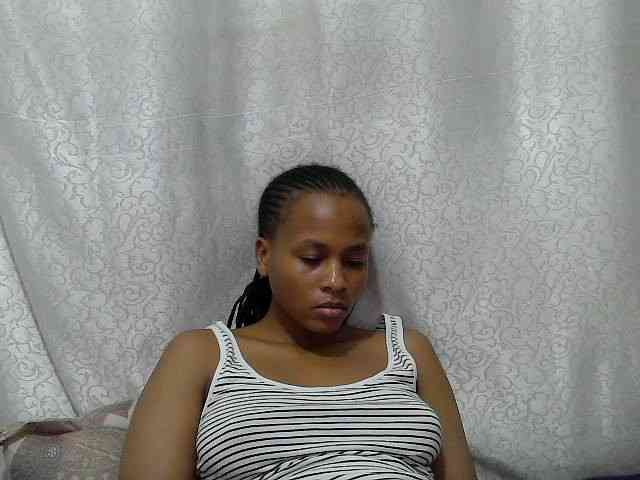 Caroldoly webcam