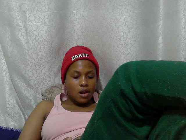 Caroldoly webcam