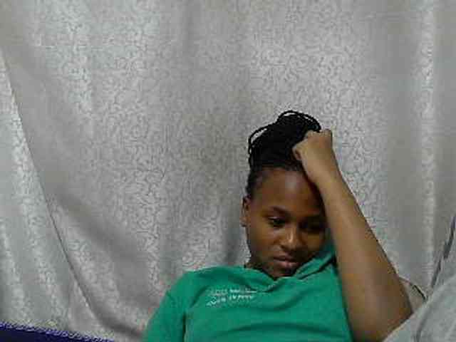 Caroldoly webcam