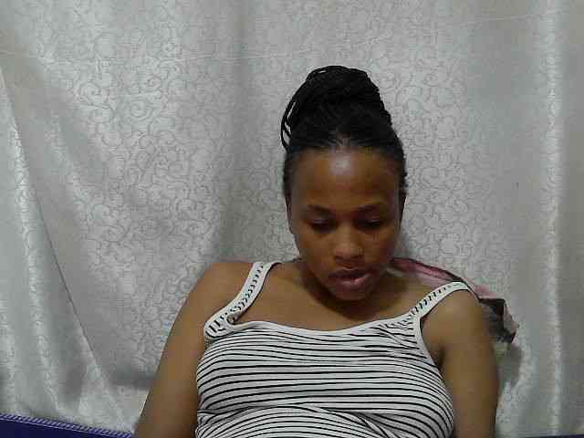 Caroldoly webcam