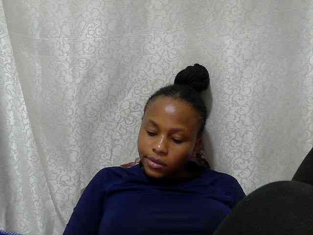 Caroldoly webcam