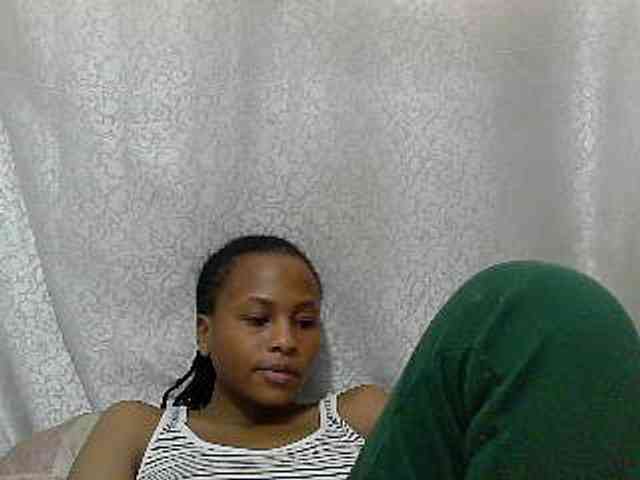 Caroldoly webcam