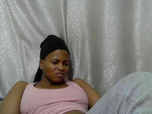Caroldoly webcam