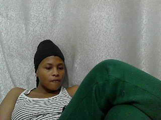 Caroldoly webcam