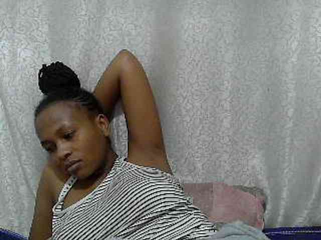 Caroldoly webcam