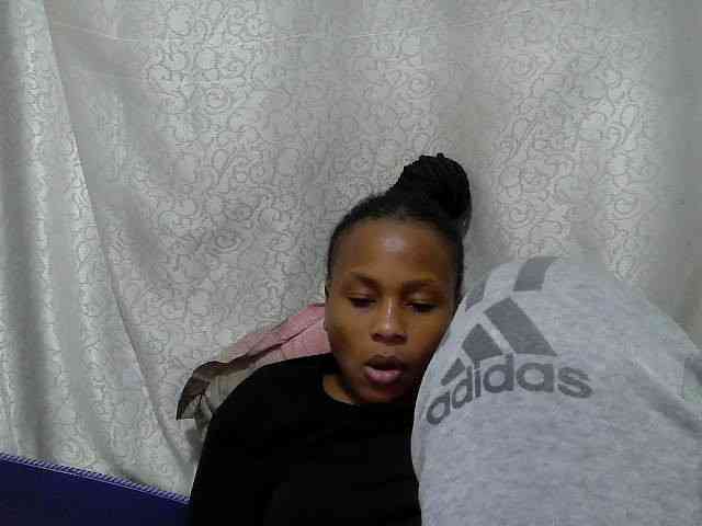 Caroldoly webcam