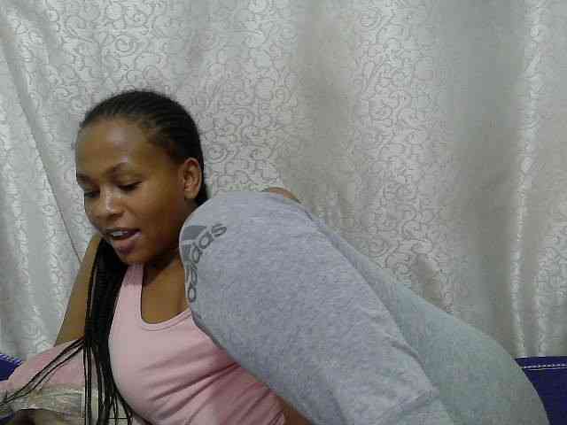 Caroldoly webcam