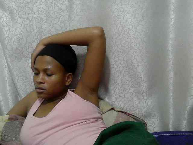Caroldoly webcam