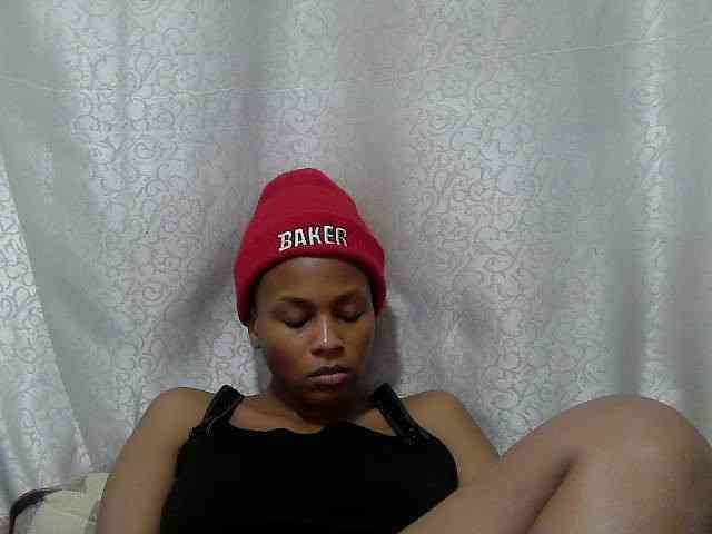 Caroldoly webcam