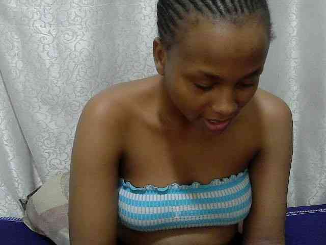Caroldoly webcam