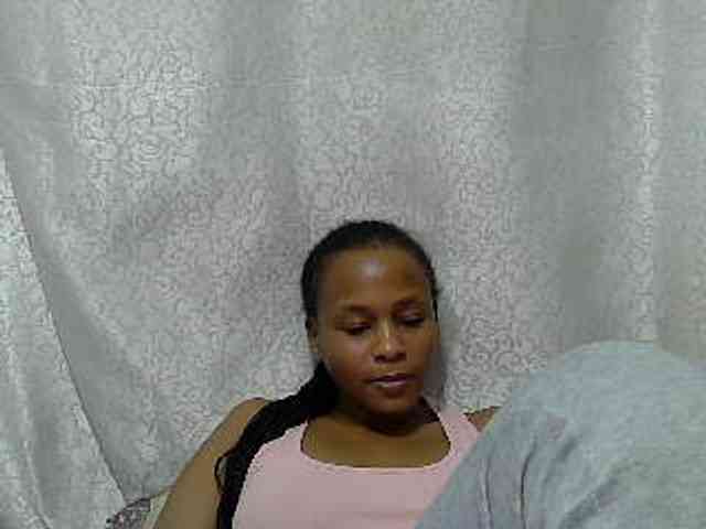 Caroldoly webcam