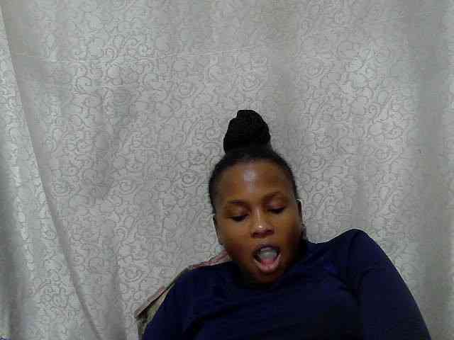 Caroldoly webcam