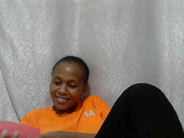 Caroldoly webcam