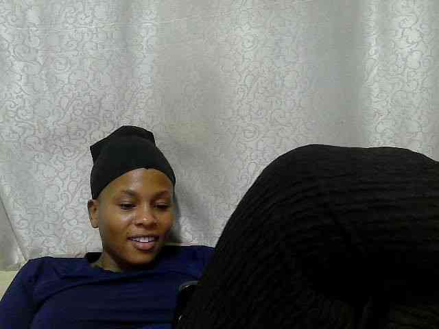 Caroldoly webcam