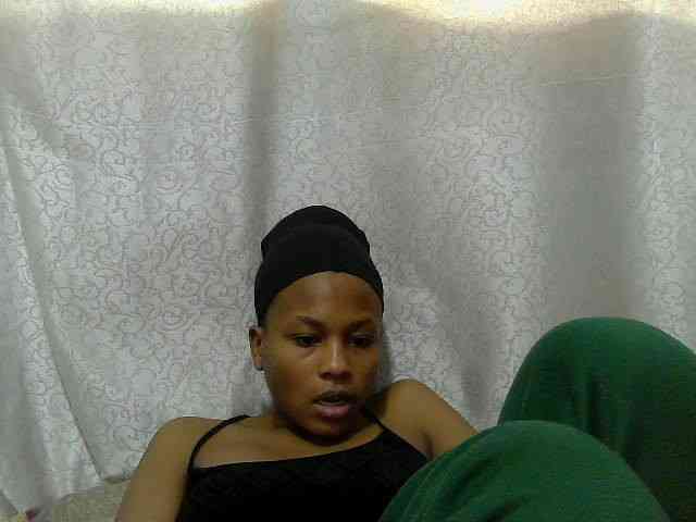 Caroldoly webcam