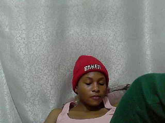 Caroldoly webcam