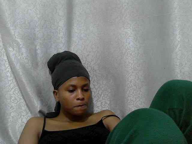Caroldoly webcam