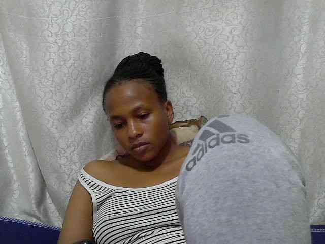 Caroldoly webcam