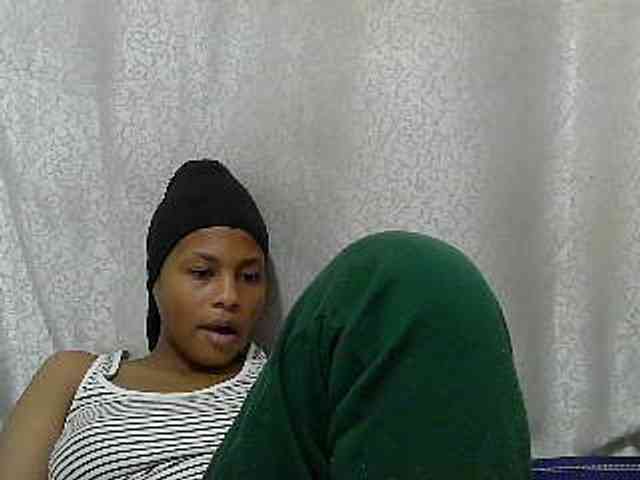 Caroldoly webcam