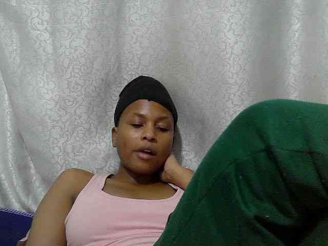 Caroldoly webcam
