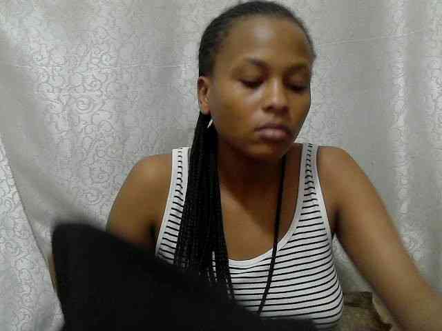 Caroldoly webcam