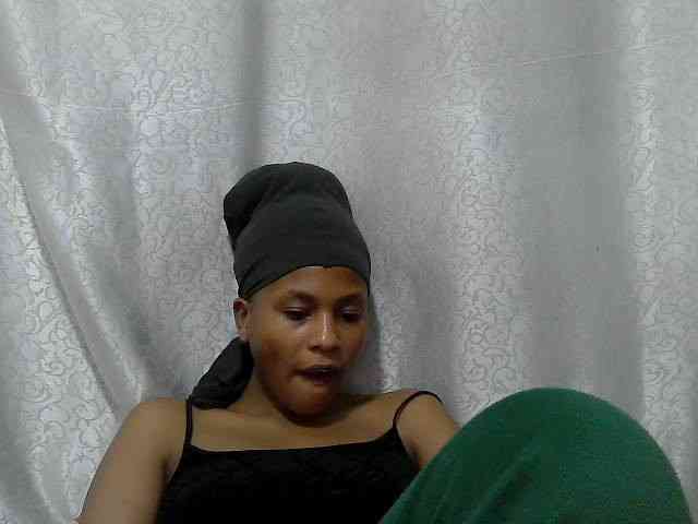 Caroldoly webcam