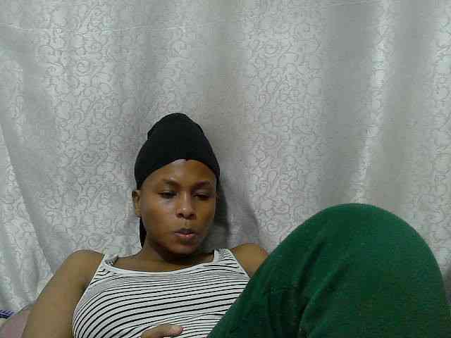Caroldoly webcam