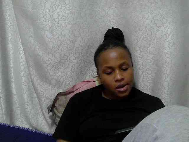 Caroldoly webcam