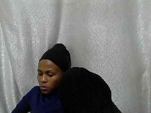 Caroldoly webcam