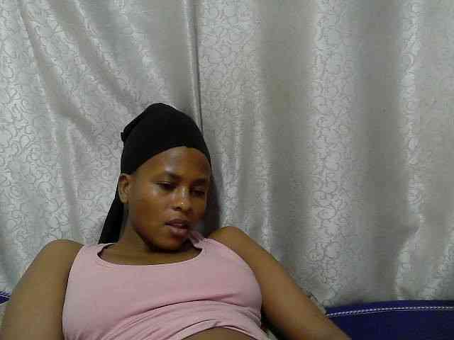 Caroldoly webcam