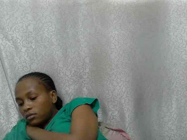 Caroldoly webcam