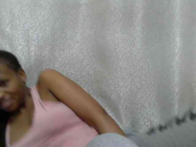 Caroldoly webcam