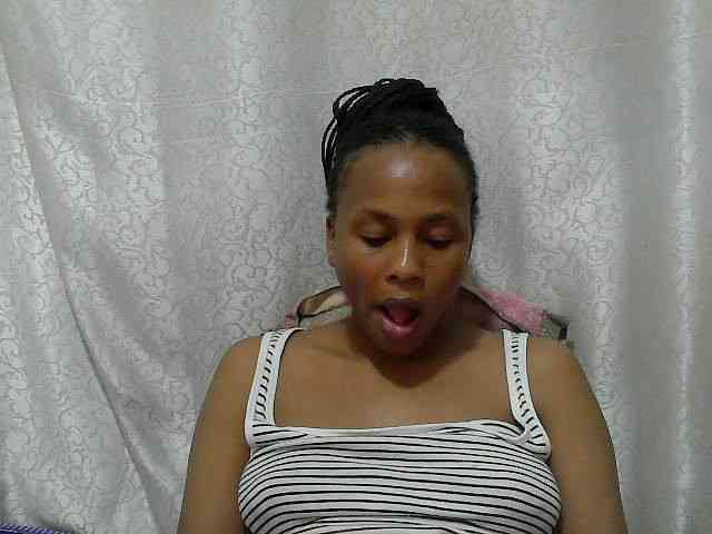 Caroldoly webcam