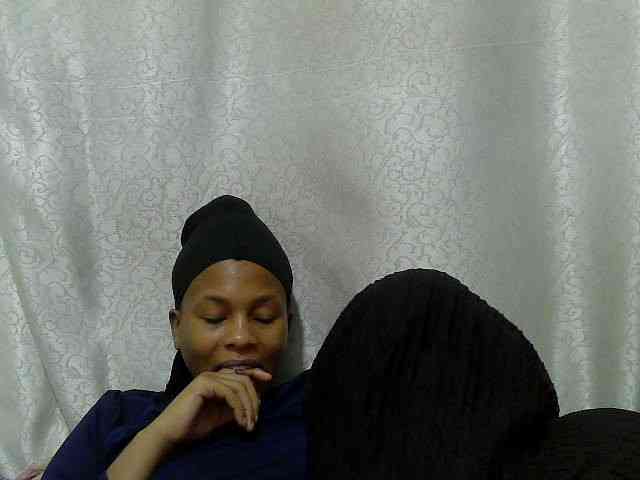 Caroldoly webcam