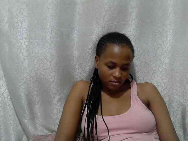 Caroldoly webcam