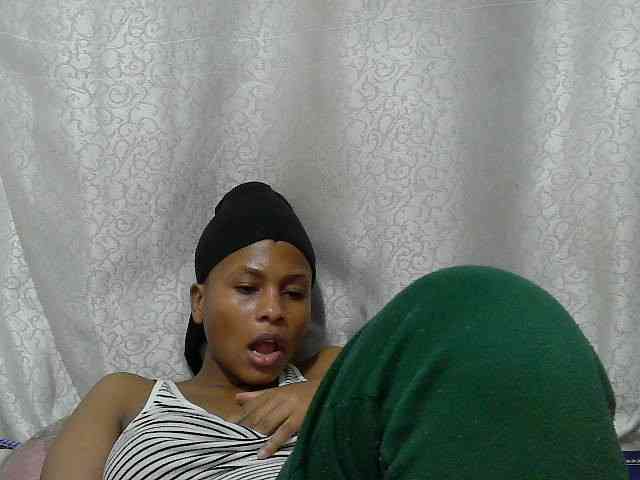 Caroldoly webcam