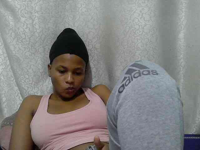 Caroldoly webcam