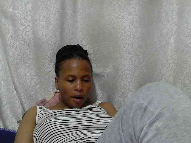 Caroldoly webcam