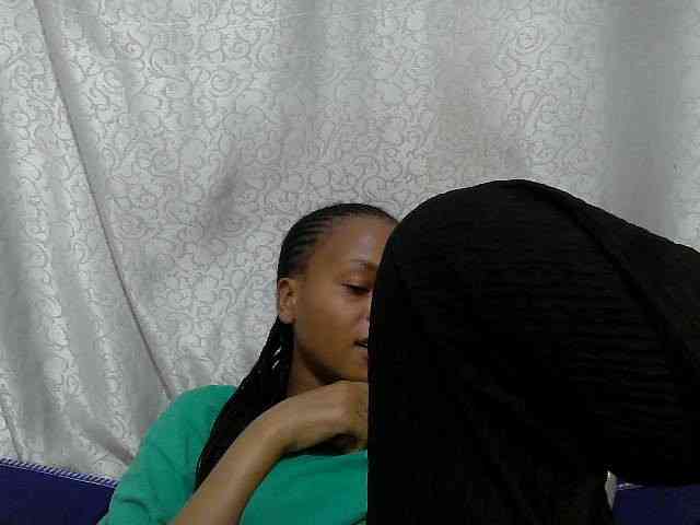 Caroldoly webcam