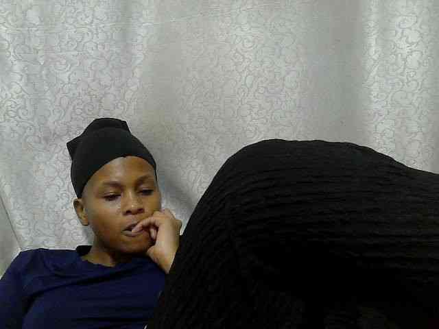 Caroldoly webcam