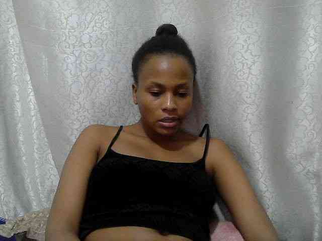 Caroldoly webcam