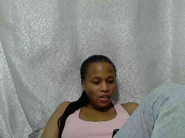 Caroldoly webcam