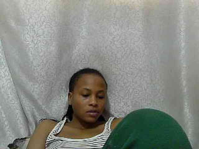 Caroldoly webcam