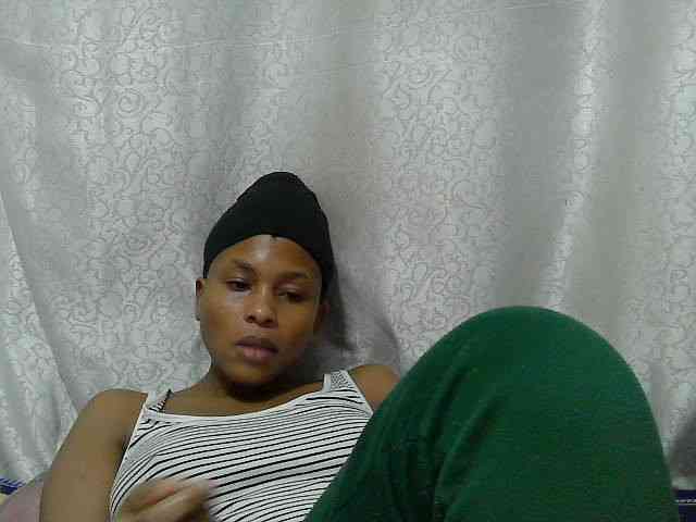 Caroldoly webcam