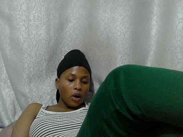 Caroldoly webcam