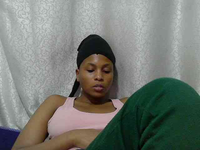 Caroldoly webcam