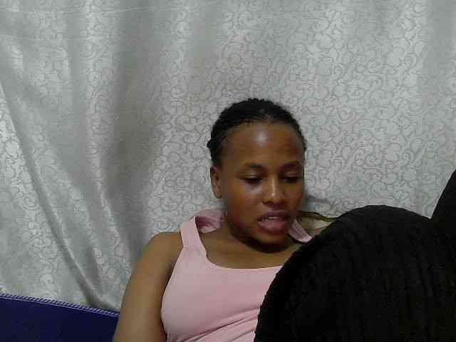 Caroldoly webcam