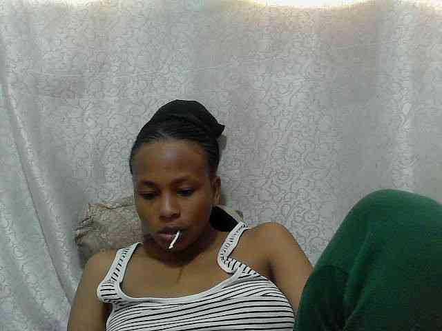 Caroldoly webcam