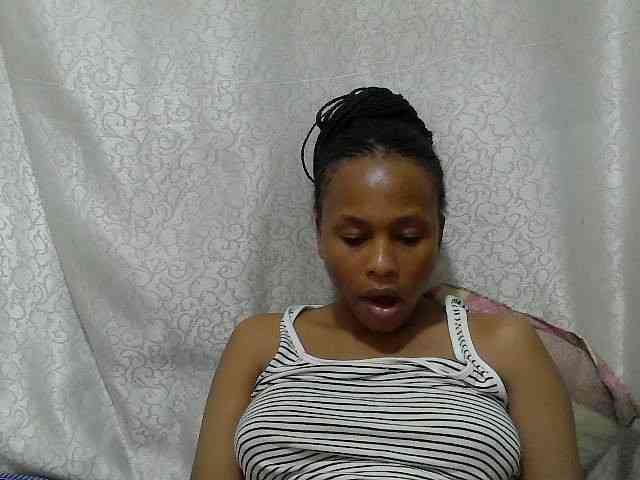 Caroldoly webcam