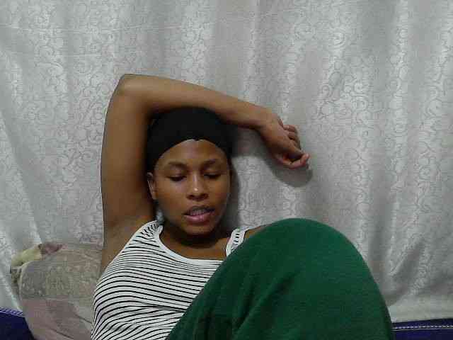 Caroldoly webcam